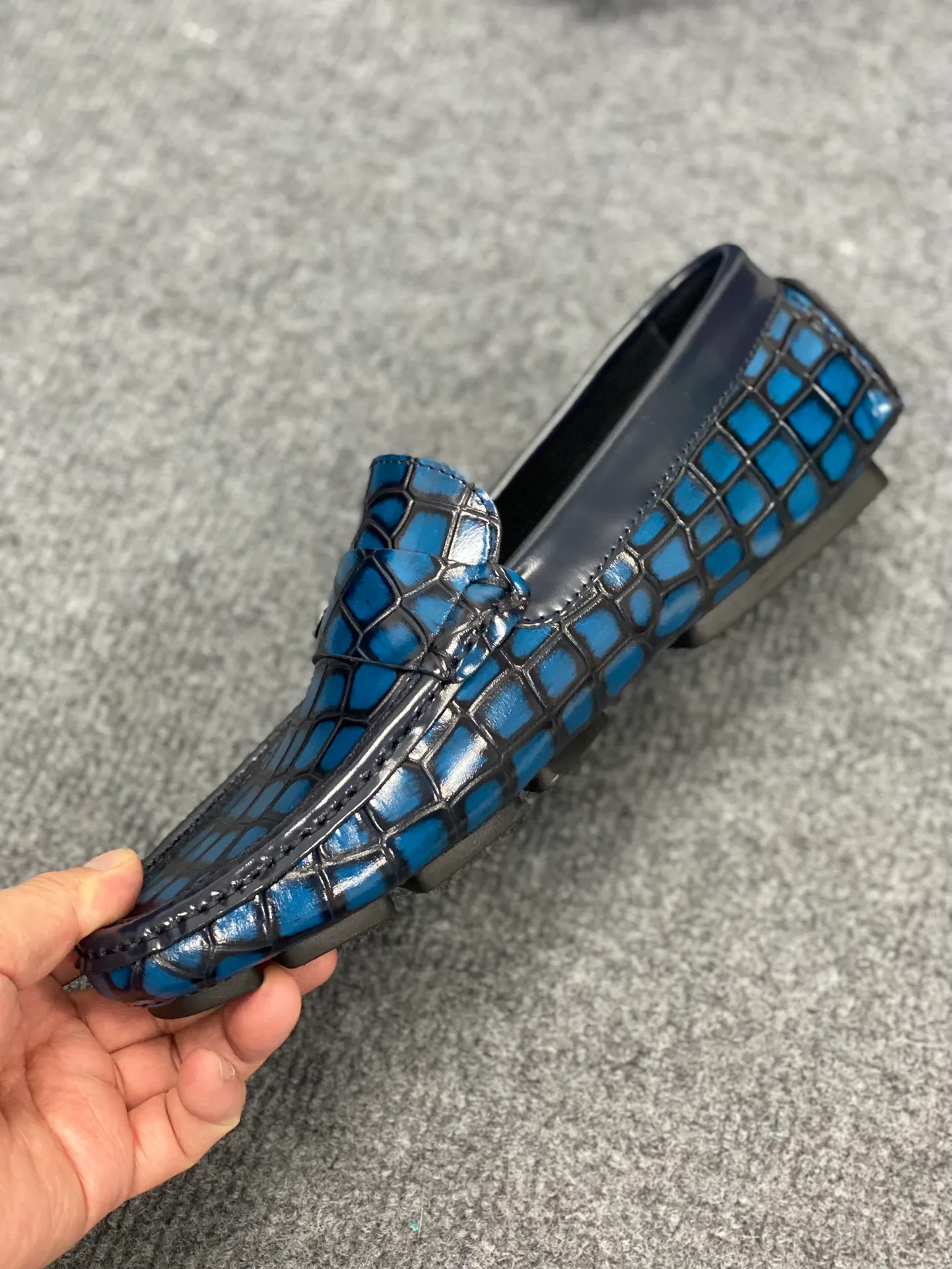 Men's Men's Shoes Men's Men's Shoes 💰700 new style "DG Duban Spring New Casual Driving Shoes" latest hot style, top brand luxury ~ purchasing agency, top quality ~.  The upper is made of imported original cowhide with fine workmanship. The original stylish and stylish soft rubber wear-resistant and non-slip outsole is light and comfortable on the feet. The real thing looks better in real life, 38-45